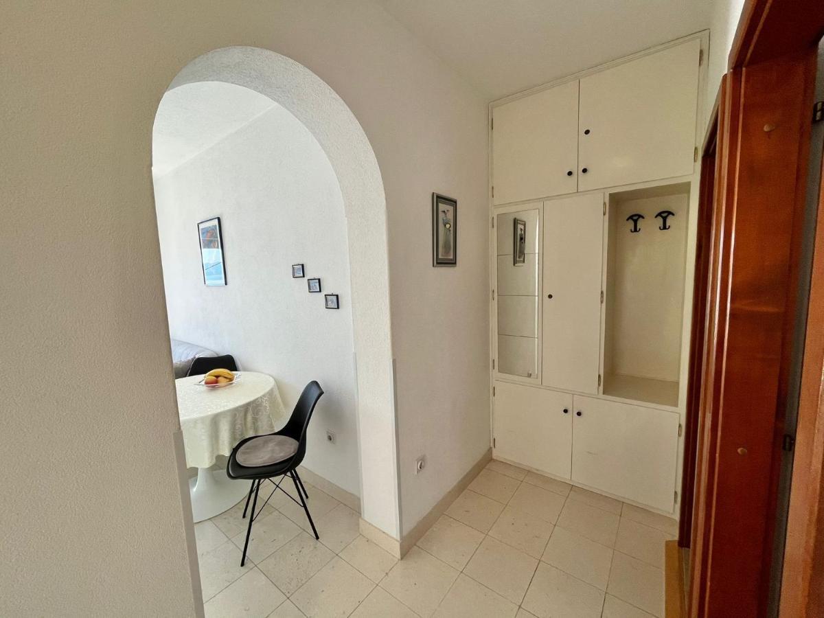 Apartment Merlin Bol Exterior foto